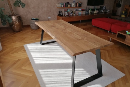 Asztal 21